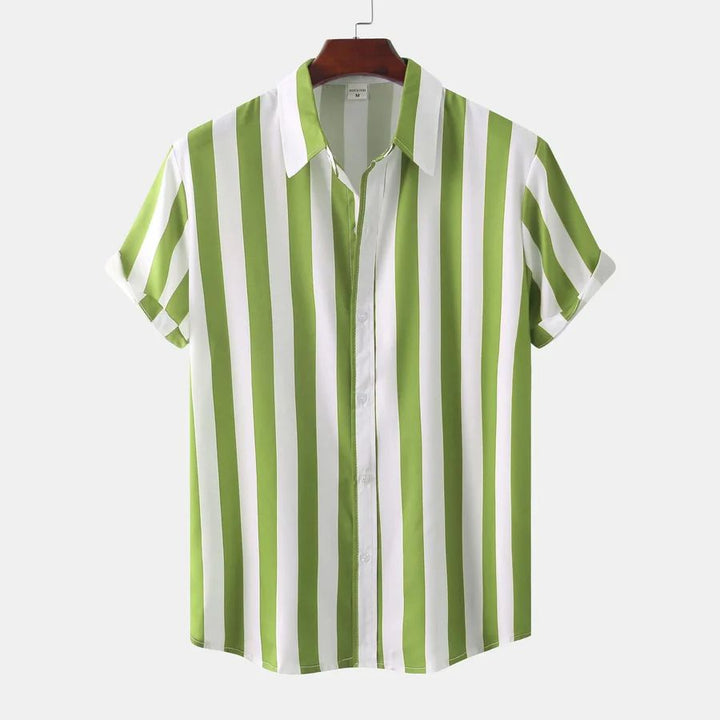 Camisa transpirable de rayas para el verano
